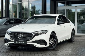 E200 AMG Night